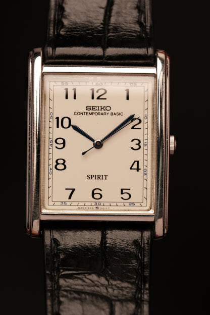 VINTAGE SEIKO CONTEMPORARY SPIRIT TANK 5S21 -5A00 Sweep Second Hand White Dial 1988