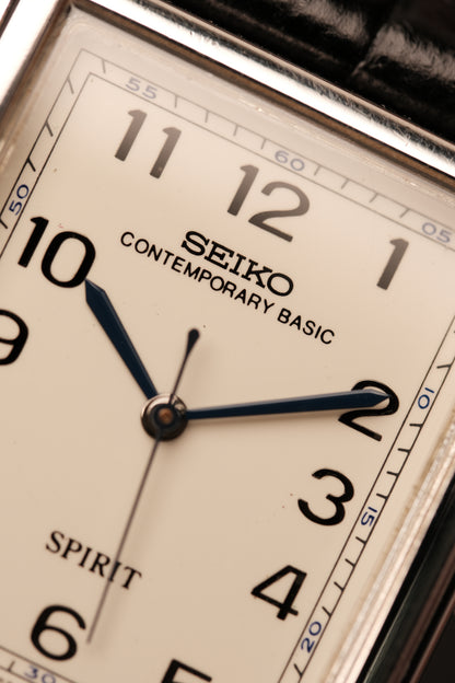 VINTAGE SEIKO CONTEMPORARY SPIRIT TANK 5S21 -5A00 Sweep Second Hand White Dial 1988