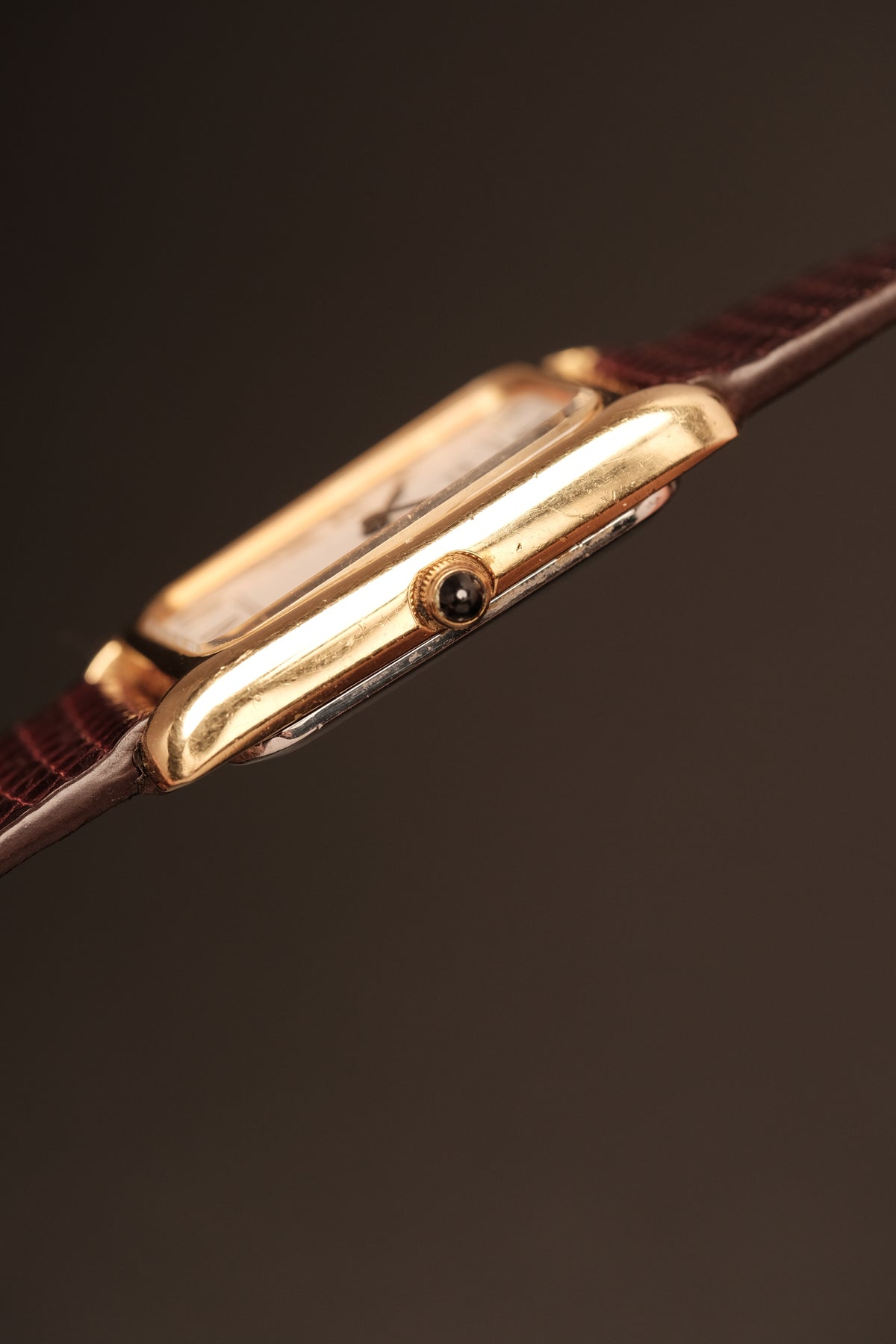 1981 Vintage Japan Mini Seiko Tank 2320-5630 (19x30mm)
