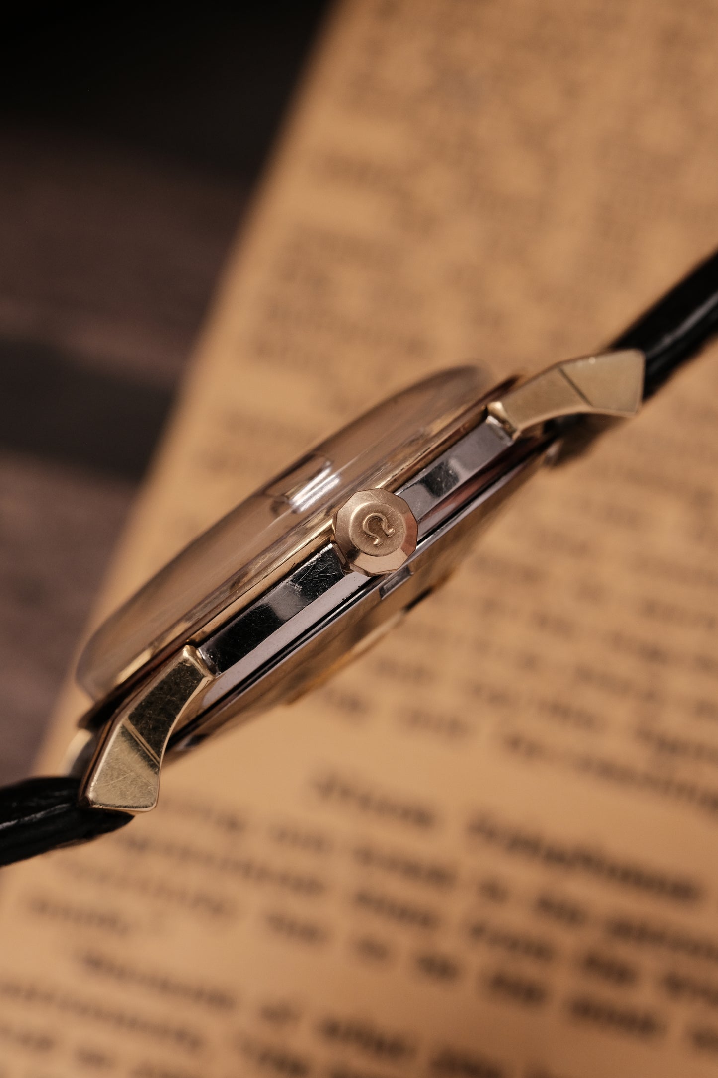 1967 OMEGA CONSTELLATION PIE PAN DOG LEG White Dial AUTOMATIC CHRONOMETER REF. 168.005