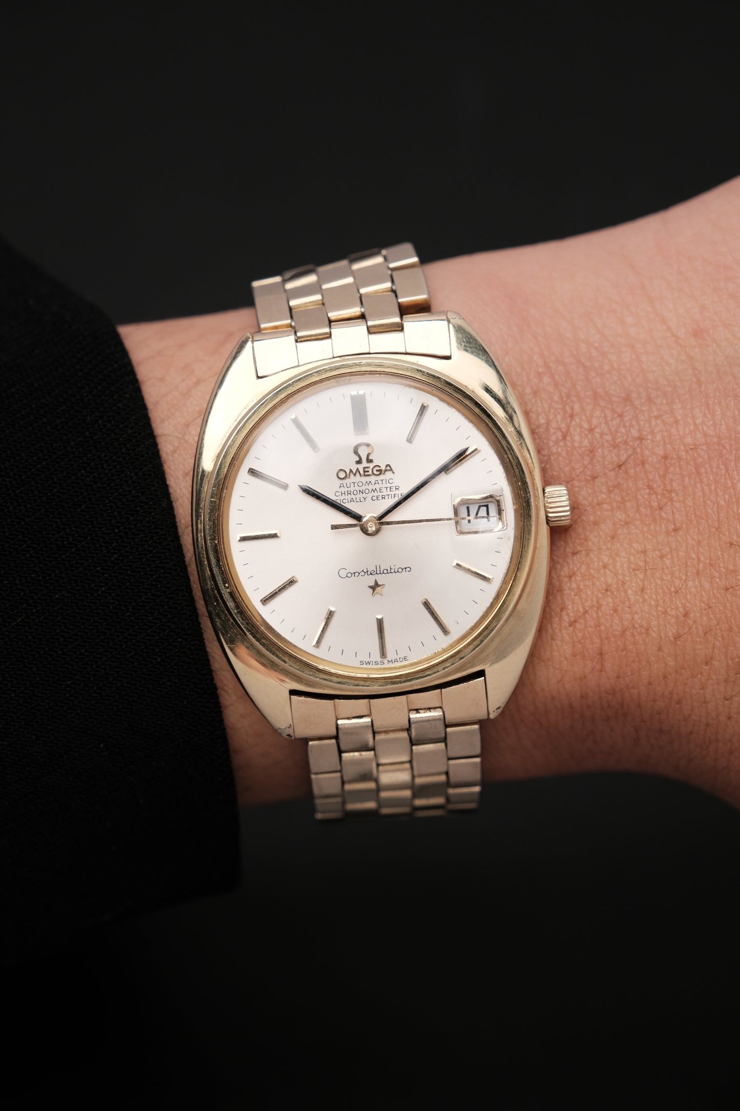 1969 OMEGA Constellation C-shape Day Chronometer White Dial - 168.017