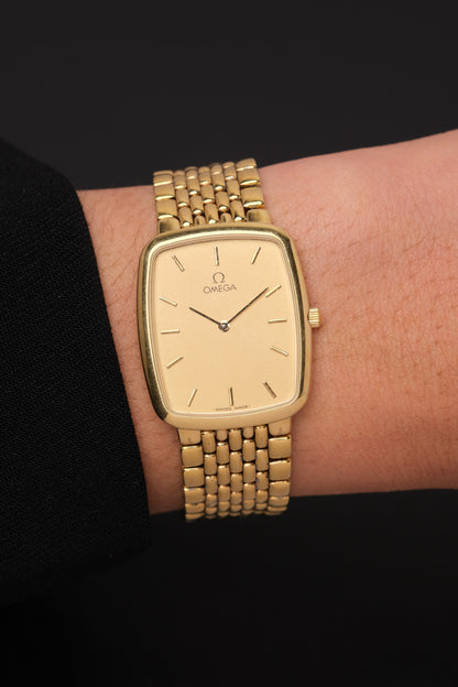 Omega De Ville Ref. 395.0876.2  Cal.1378 Vintage Gold Quartz Integrated Bracelet