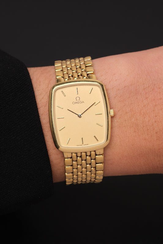Omega De Ville Ref. 395.0876.2  Cal.1378 Vintage Gold Quartz Integrated Bracelet