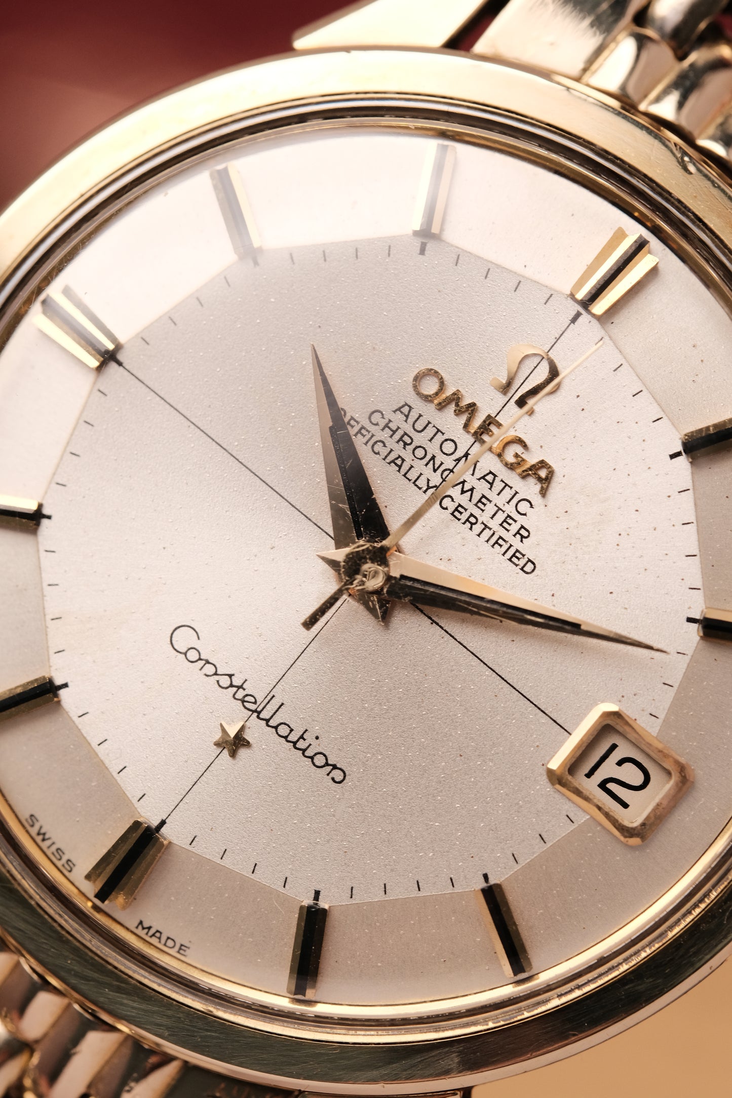 1966 OMEGA CONSTELLATION PIE PAN DOG LEG GOLD  CROSS HAIR DIAL AUTOMATIC CHRONOMETER REF. 14902-61 SC