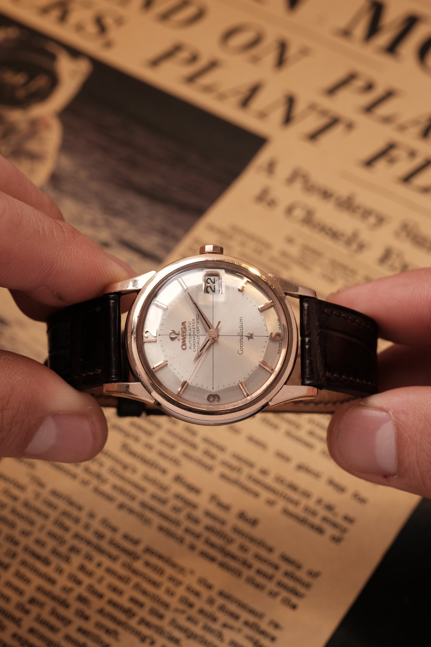 Vintage 1964 Omega Constellation Pie Pan Rose Gold Crosshair Dial  REF. 14393-10 SC (MOD CASE BACK)