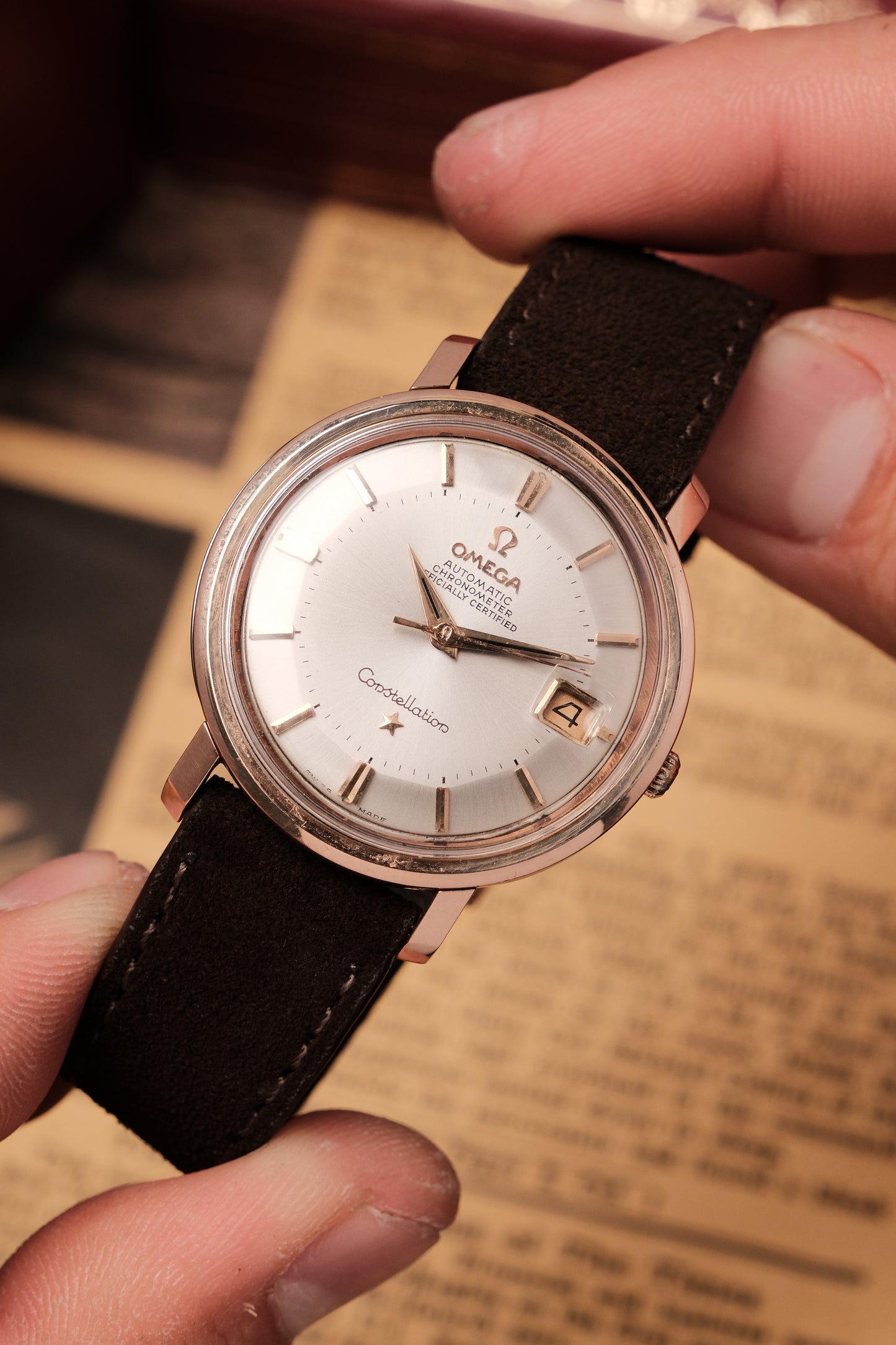 1966 OMEGA CONSTELLATION PIE PAN White Dial Rose Gold AUTOMATIC CHRONOMETER REF. 168.004