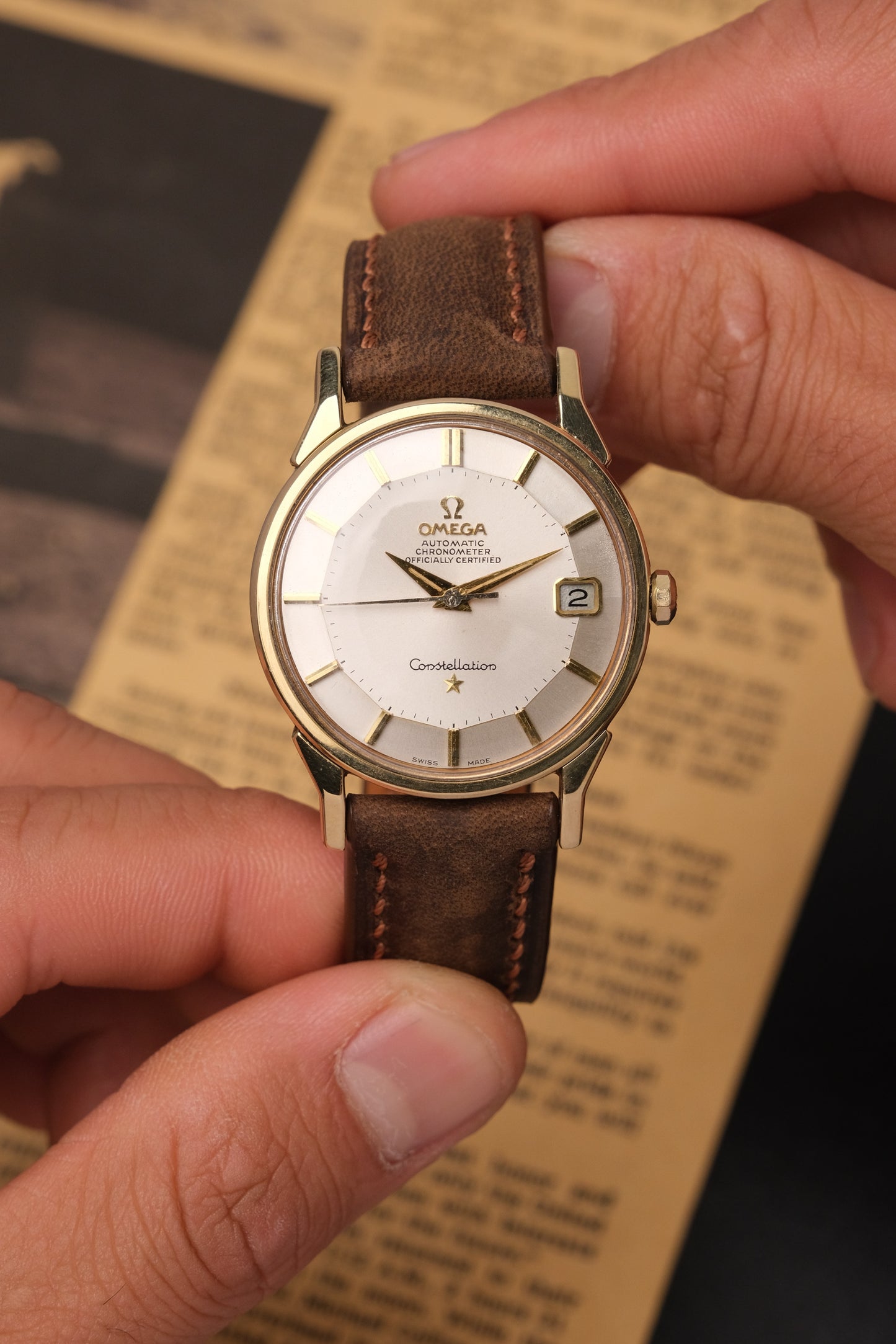 1966 OMEGA CONSTELLATION PIE PAN DOG LEG White Dial AUTOMATIC CHRONOMETER REF. 168.005