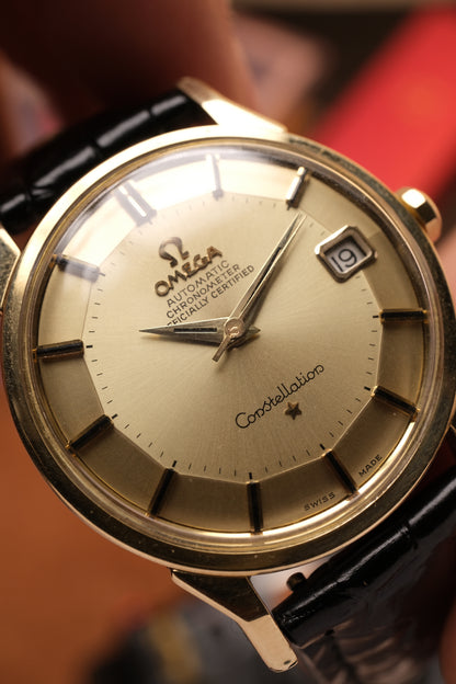 OMEGA CONSTELLATION PIE PAN DOG LEG GOLD AUTOMATIC CHRONOMETER REF. 168.005  Black Leather Strap