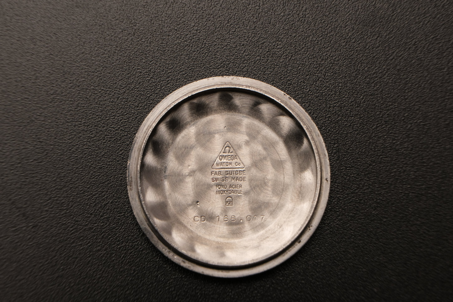 1969 Vintage OMEGA Constellation Chronometer C-shape Linen Champagne Dial  - 168.017