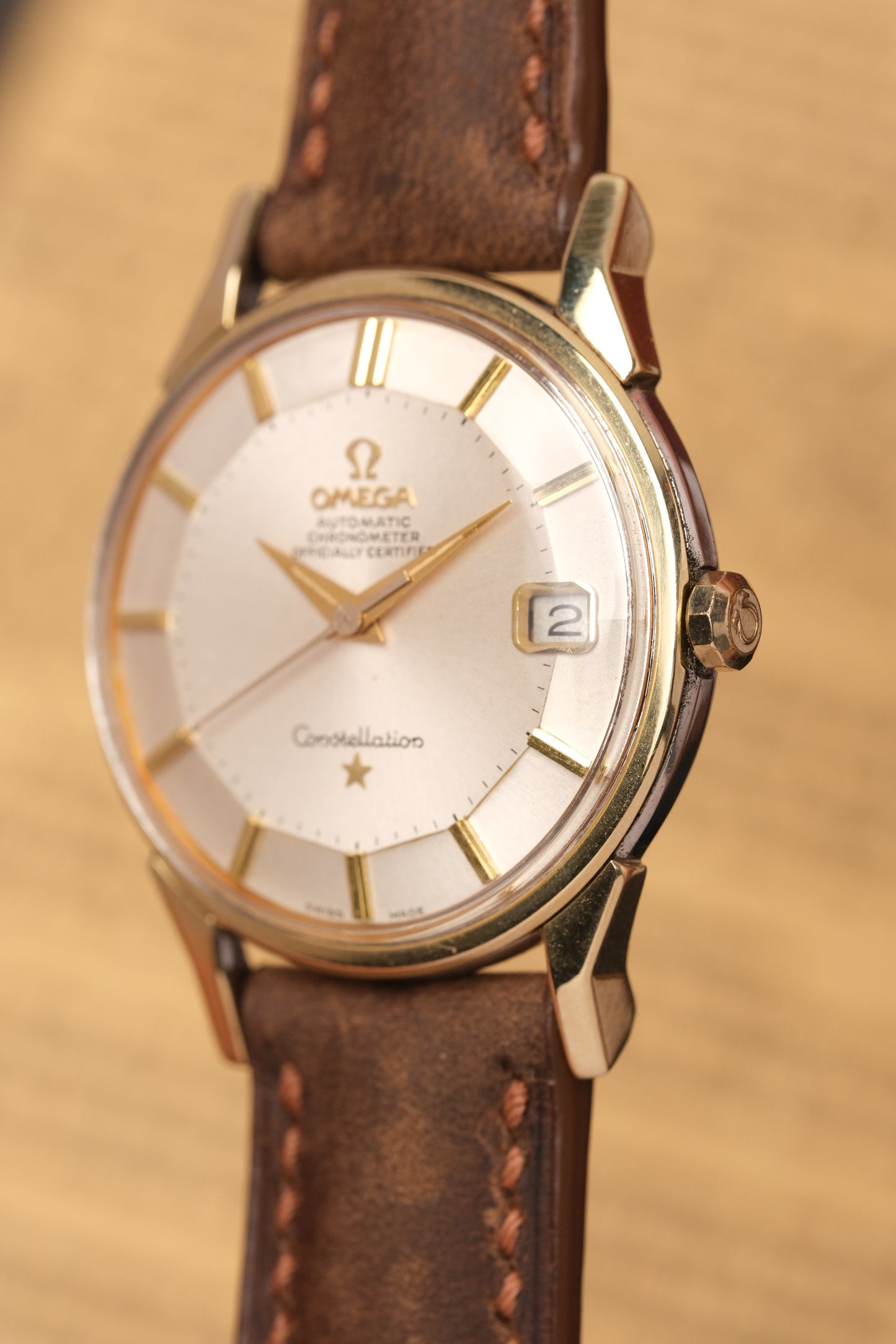 1966 OMEGA CONSTELLATION PIE PAN DOG LEG White Dial AUTOMATIC CHRONOMETER REF. 168.005