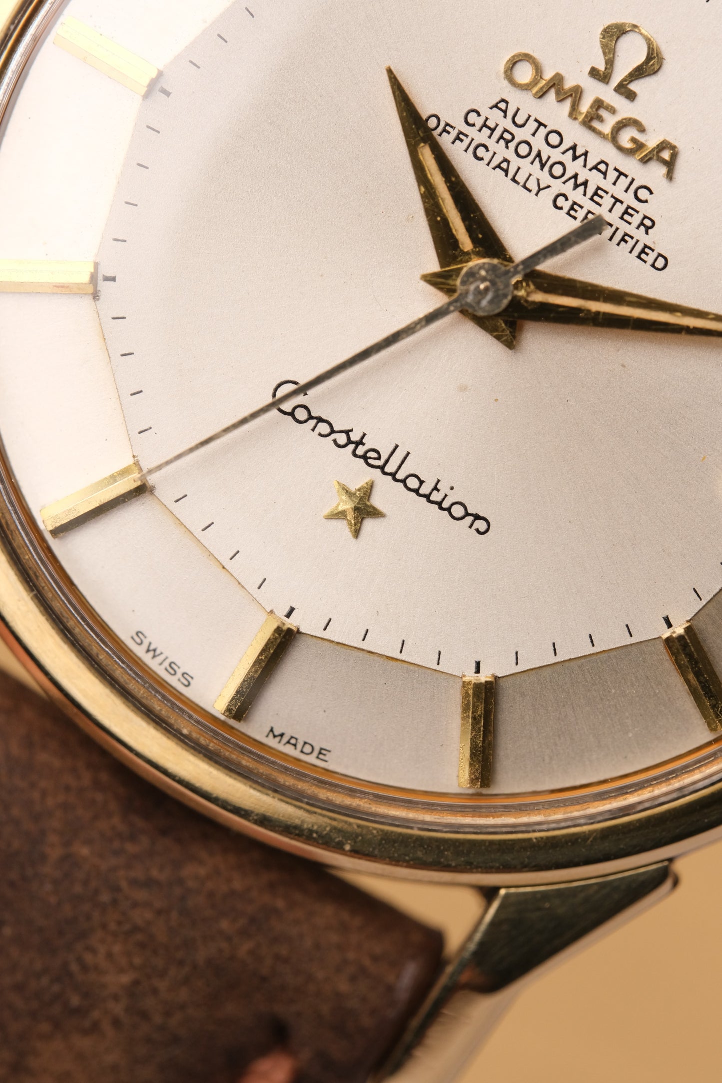 1966 OMEGA CONSTELLATION PIE PAN DOG LEG White Dial AUTOMATIC CHRONOMETER REF. 168.005