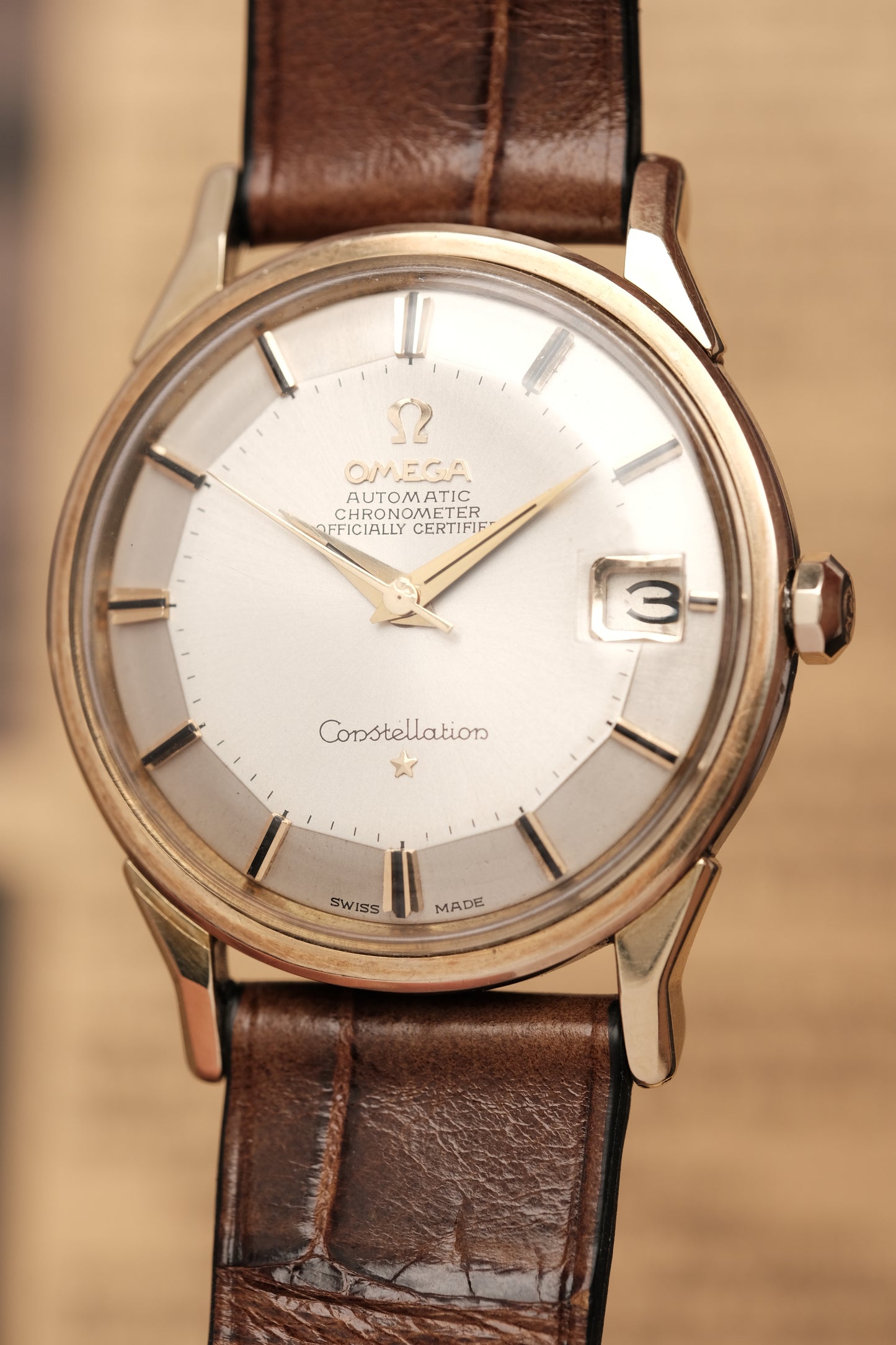 1964 OMEGA CONSTELLATION PIE PAN DOG LEG White Dial AUTOMATIC CHRONOMETER REF. 168.005