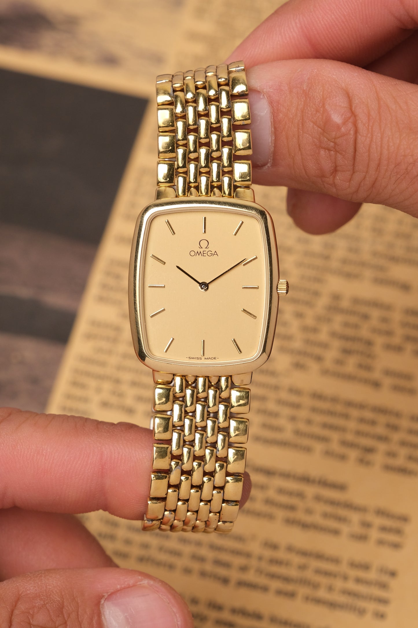 Omega De Ville Ref. 395.0876.2  Cal.1378 Vintage Gold Quartz Integrated Bracelet