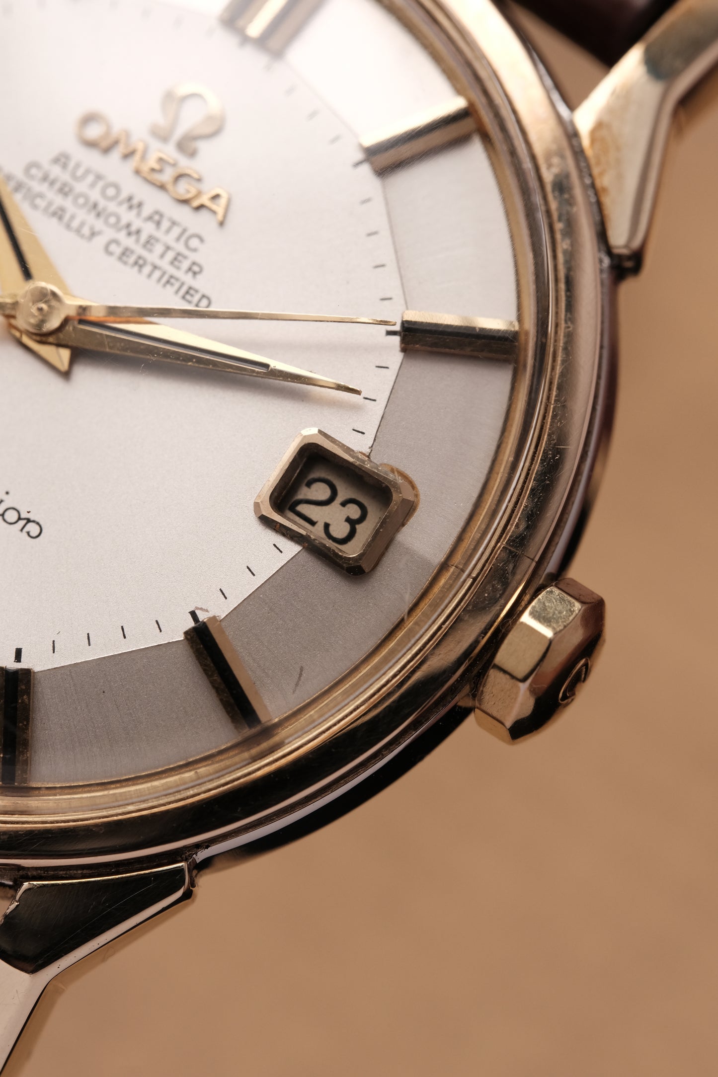 1966 OMEGA CONSTELLATION PIE PAN DOG LEG White Dial AUTOMATIC CHRONOMETER REF. 168.005