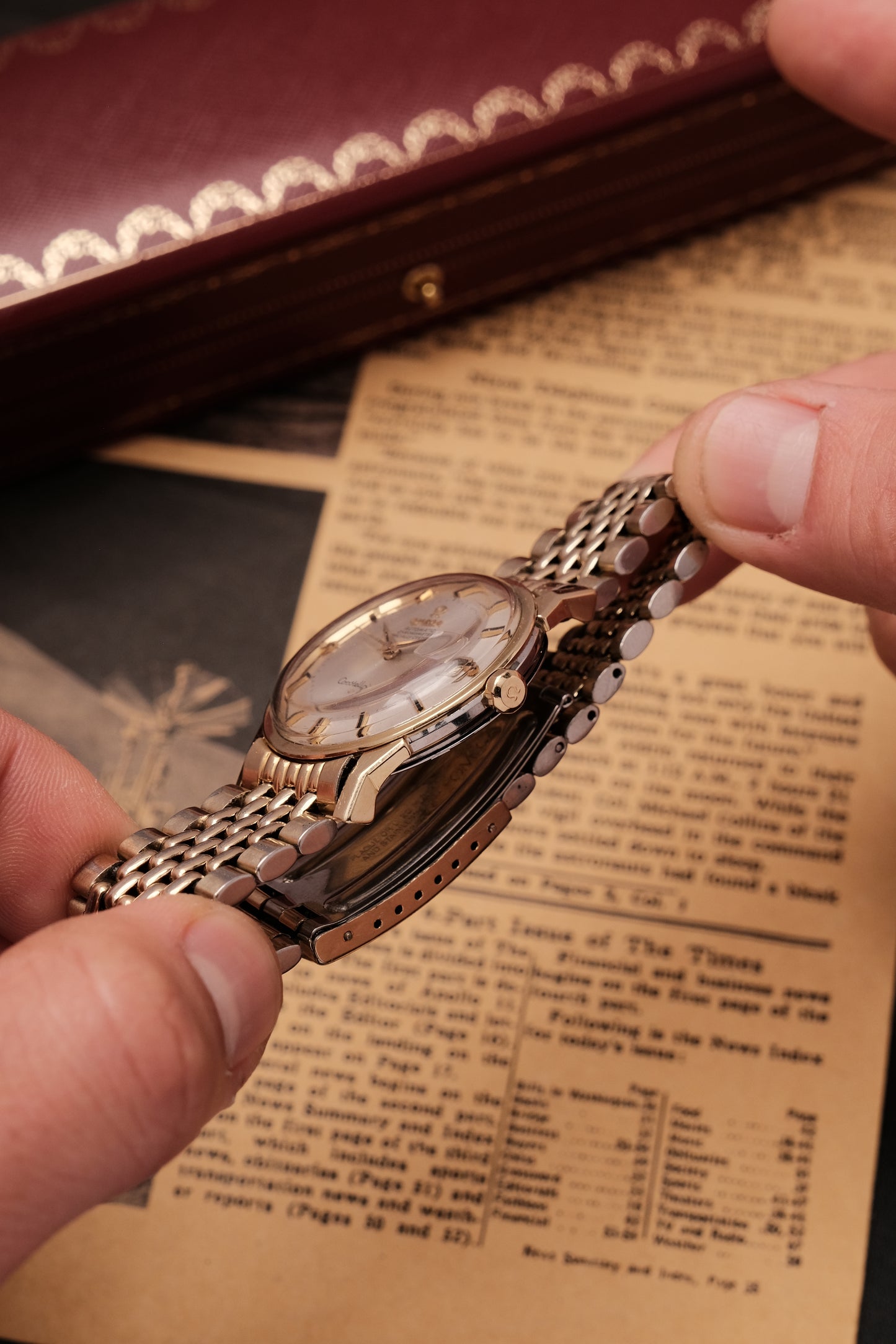 1962 OMEGA CONSTELLATION PIE PAN DOG LEG GOLD AUTOMATIC CHRONOMETER REF. 168.005