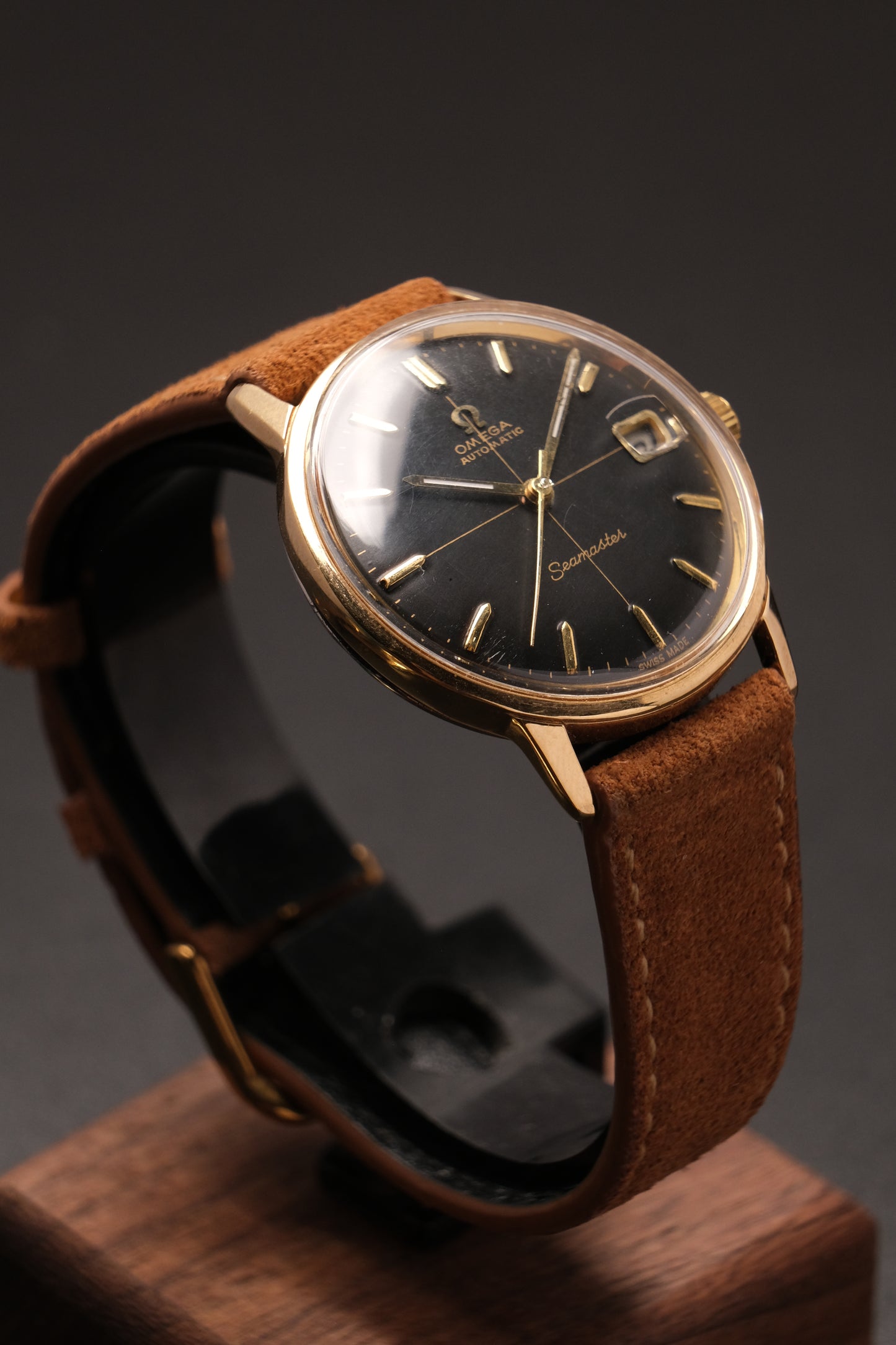 Vintage OMEGA SEAMASTER Black Cross Dial Gold  AUTOMATIC 166.002