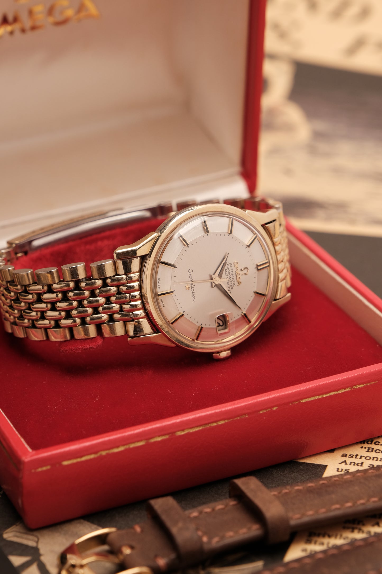 1966 OMEGA CONSTELLATION PIE PAN DOG LEG White Dial AUTOMATIC REF. 168.005 + BOX + Beads of rice bracelet