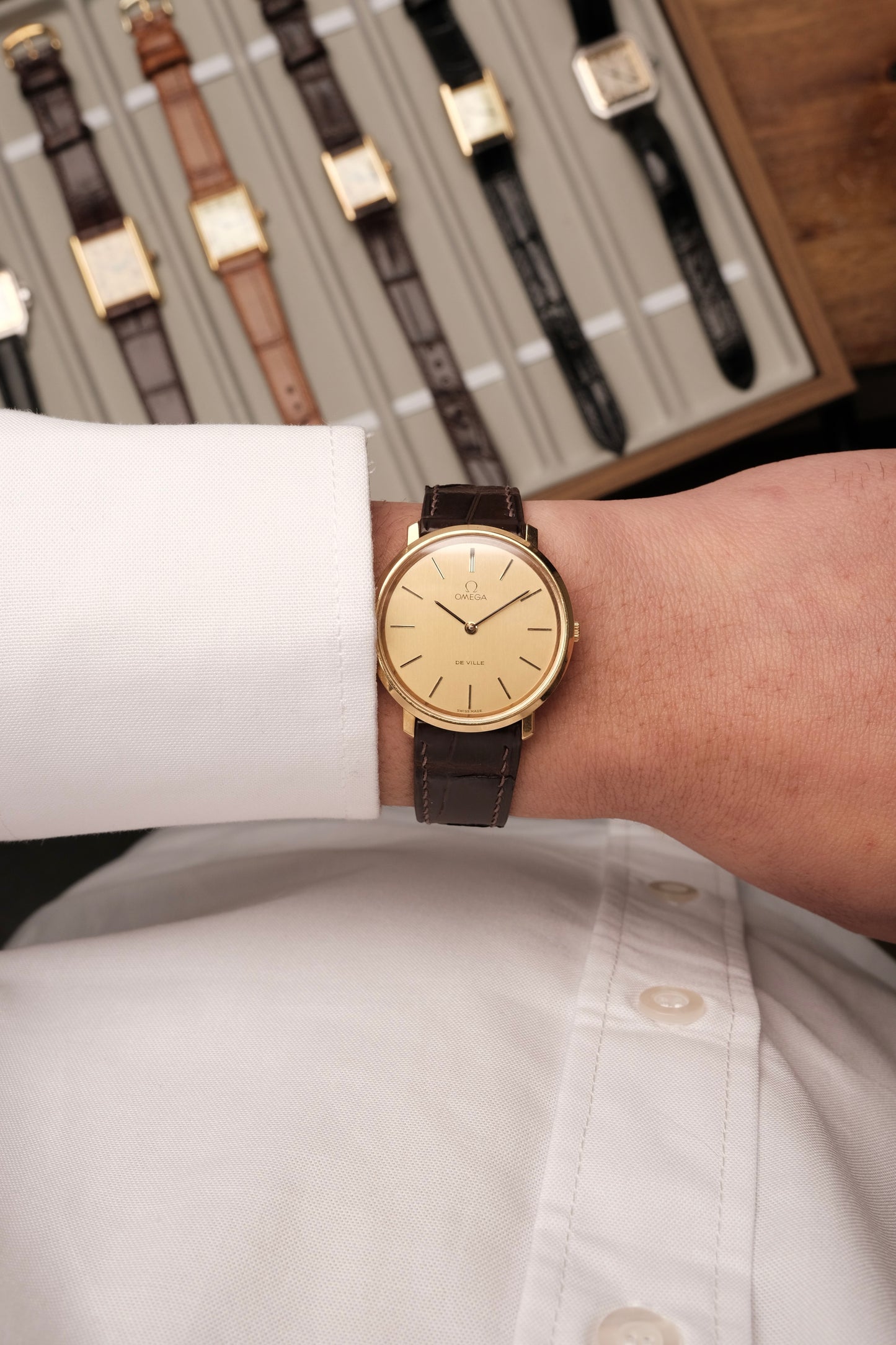 1970's OMEGA De Ville 111.0107 Cal.625 Gold Manual Winding Vintage