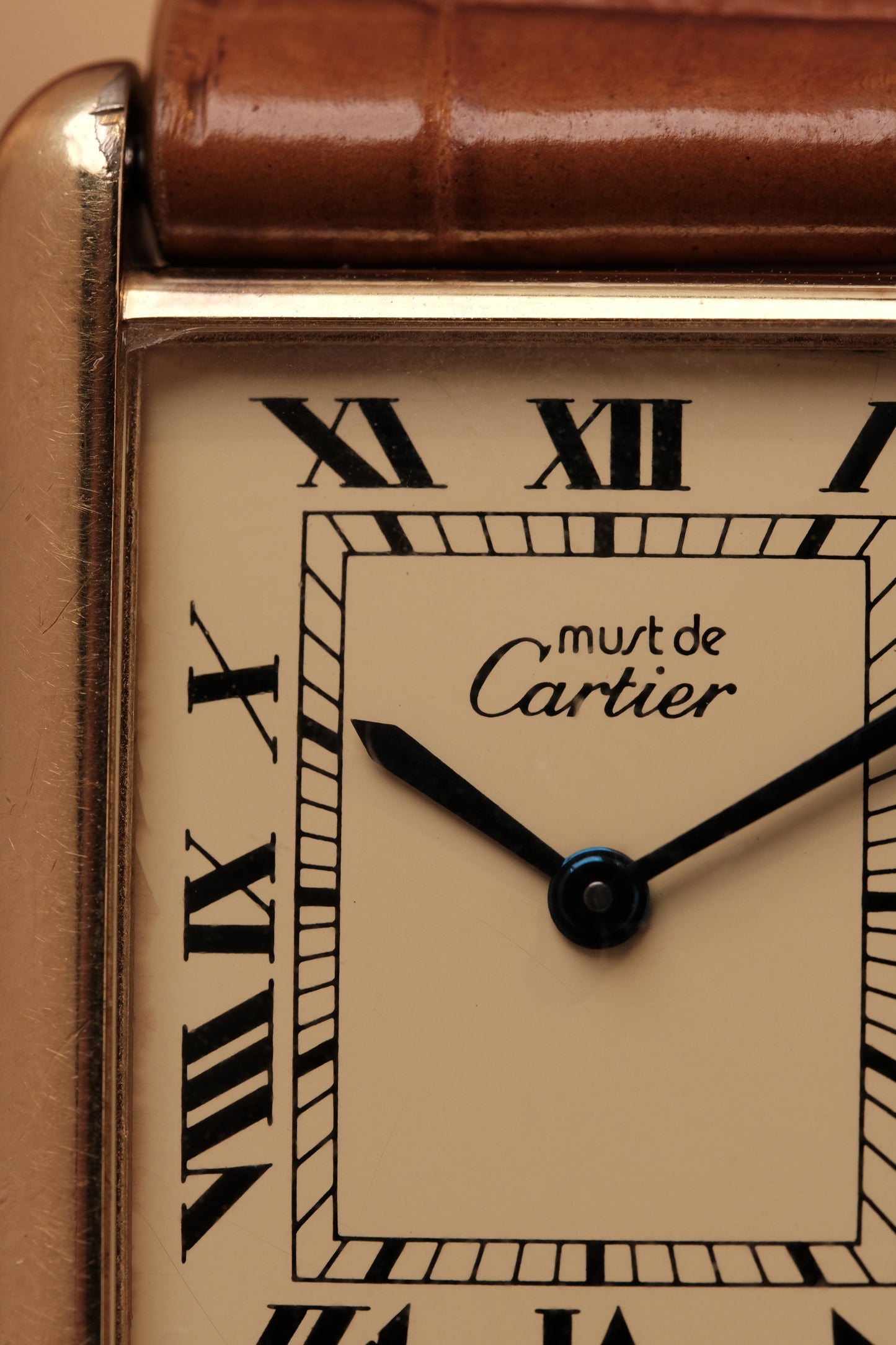 CARTIER MUST DE CARTIER TANK VERMEIL ROMAN DIAL REF. 64221