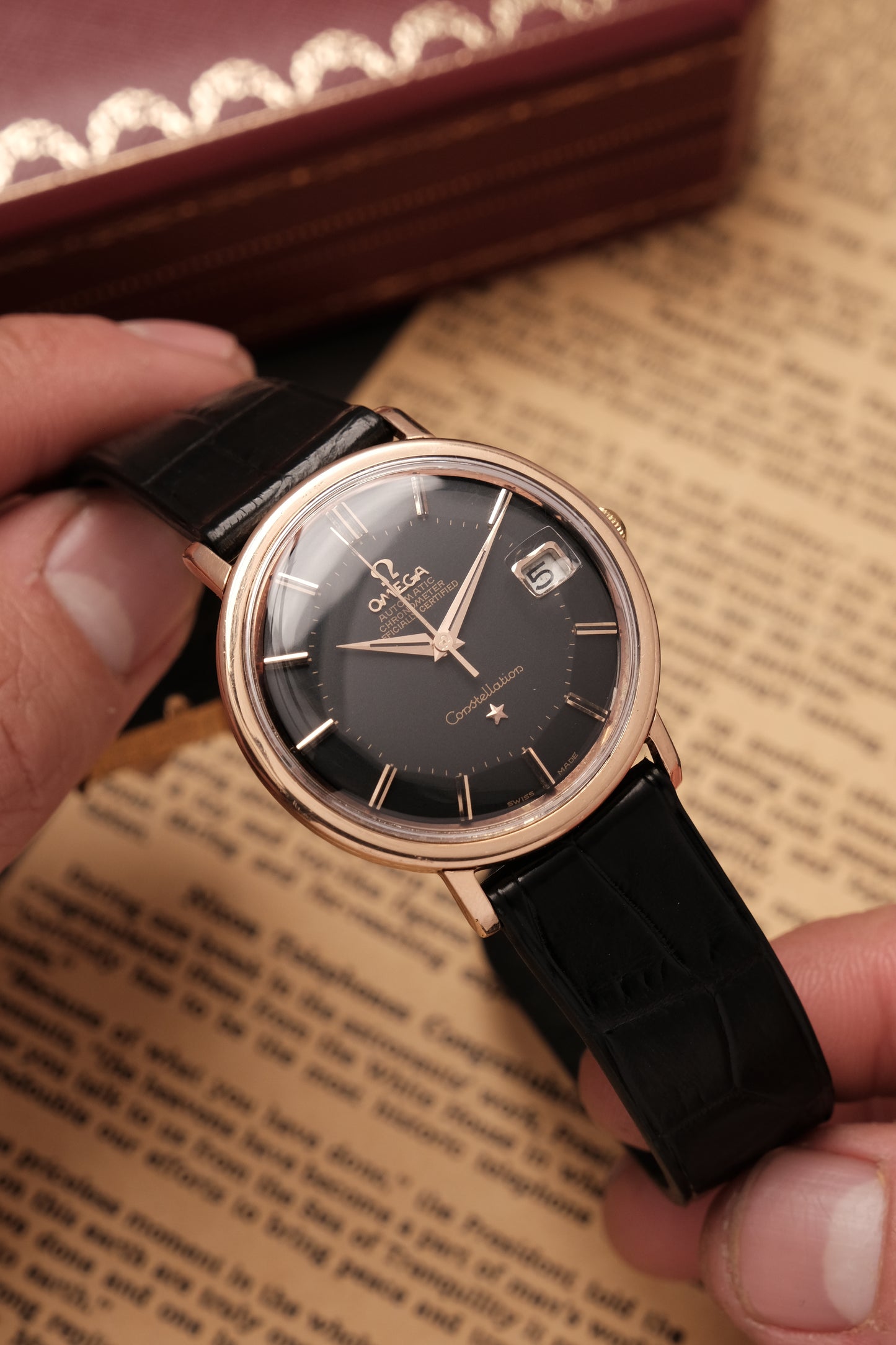 1966 OMEGA CONSTELLATION PIE PAN  Black Dial Rose Gold AUTOMATIC CHRONOMETER REF. 168.004
