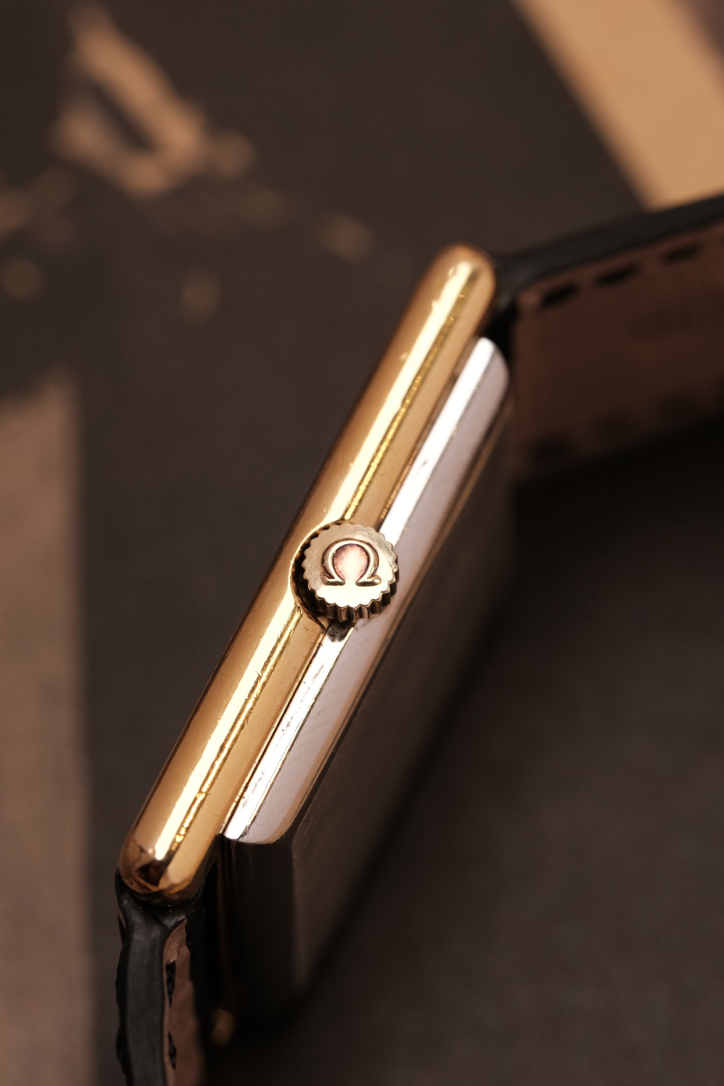 Vintage Tank OMEGA DE VILLE REF. 511.0404 (Roman number dial )