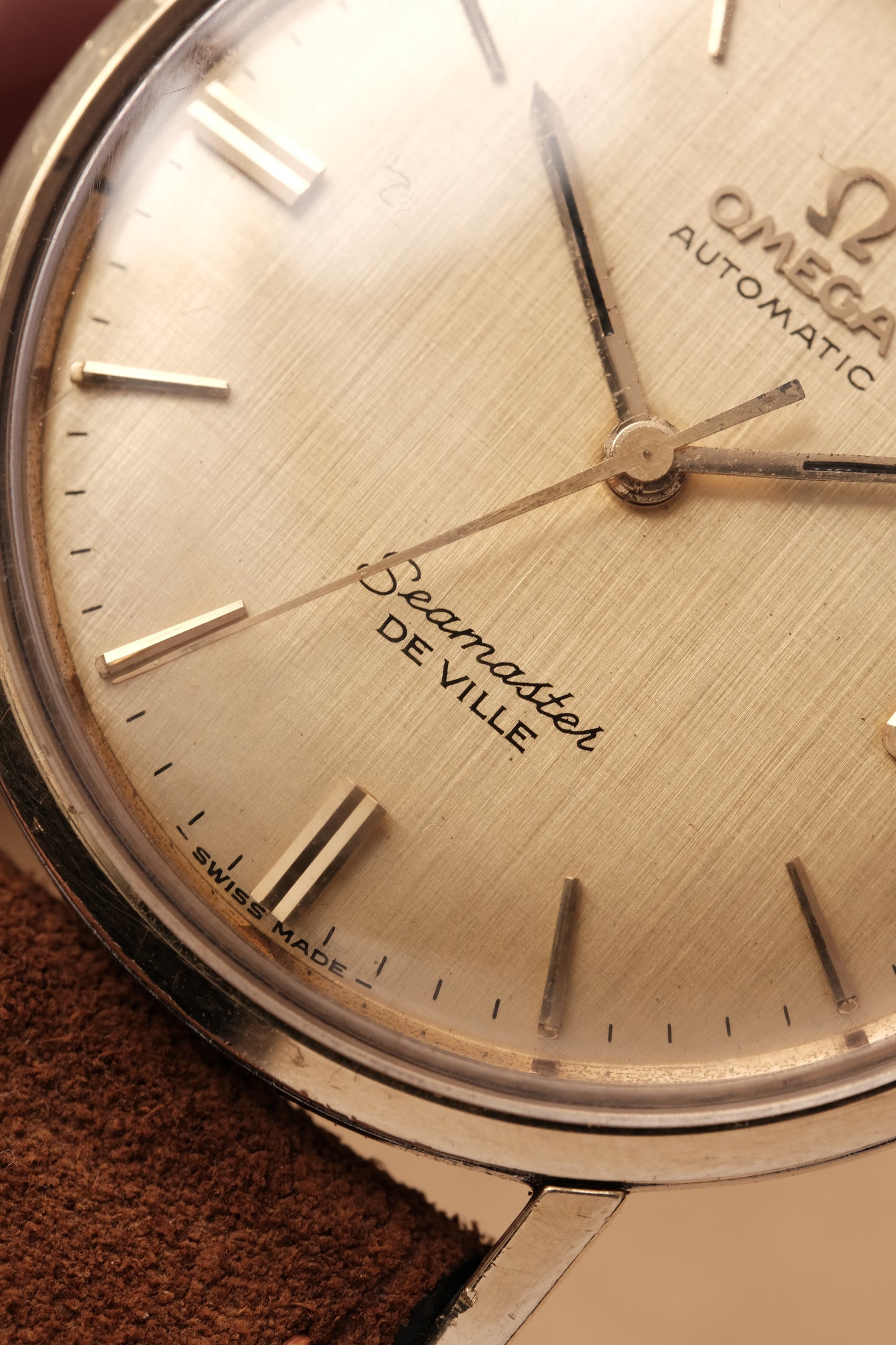 1959 Omega Seamaster De Villé Automatic  Linen Dial 14700-3-SC or 166.020