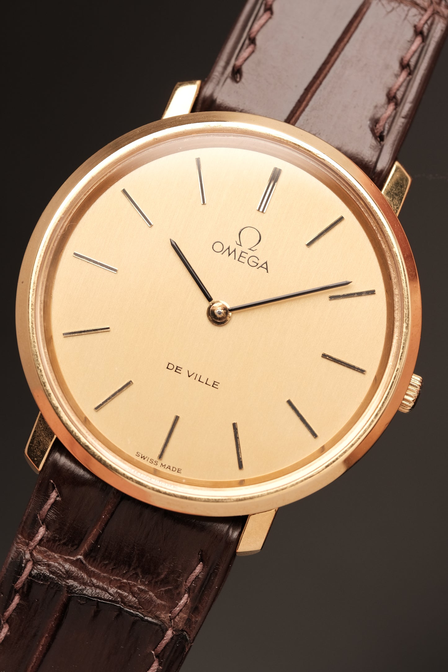 1970's OMEGA De Ville 111.0107 Cal.625 Gold Manual Winding Vintage