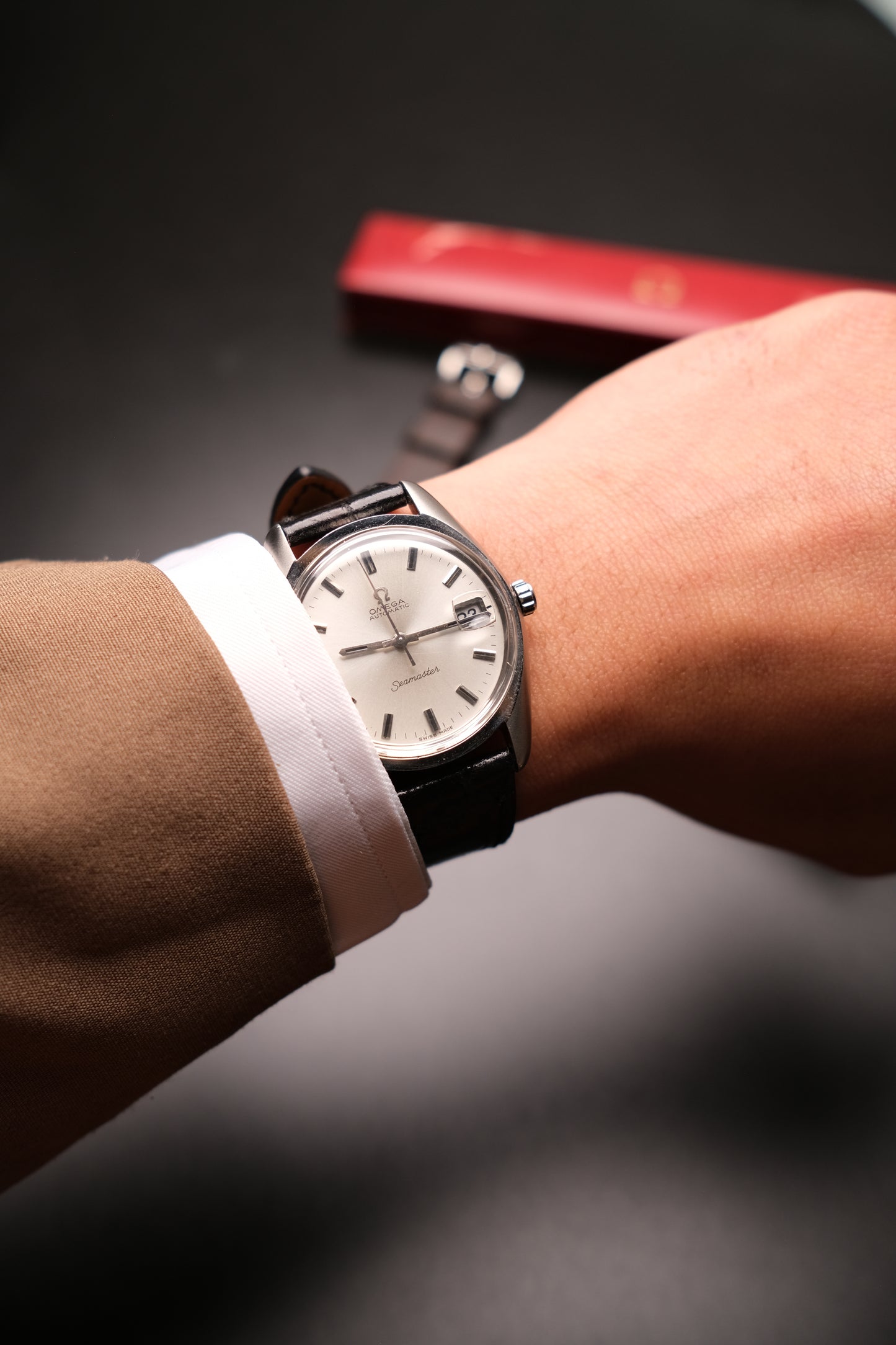 OMEGA Seamaster 166.067 Cal.565 Date Silver Dial Automatic Watch