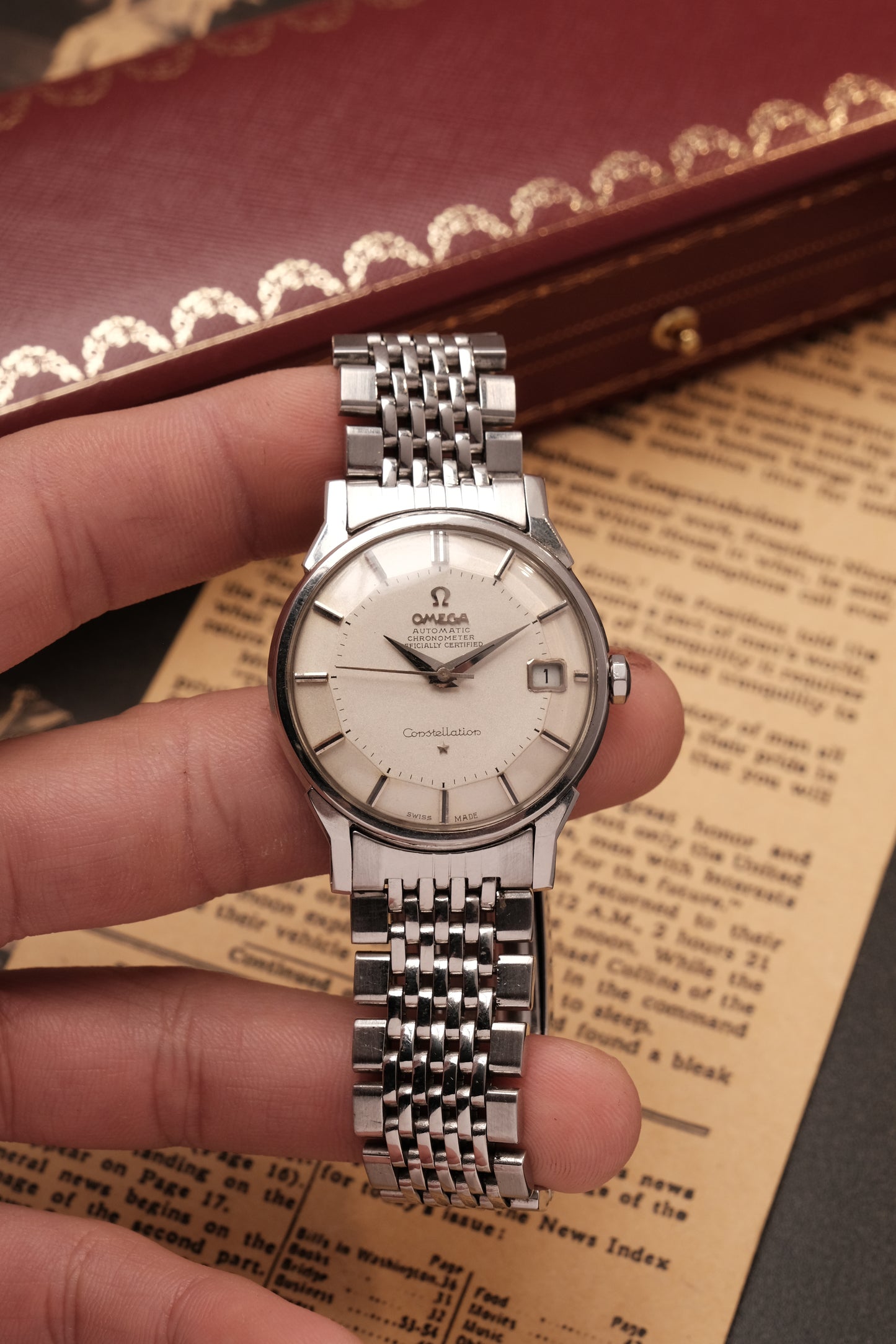 1966 OMEGA CONSTELLATION PIE PAN DOG LEG AUTOMATIC CHRONOMETER REF. 168.005